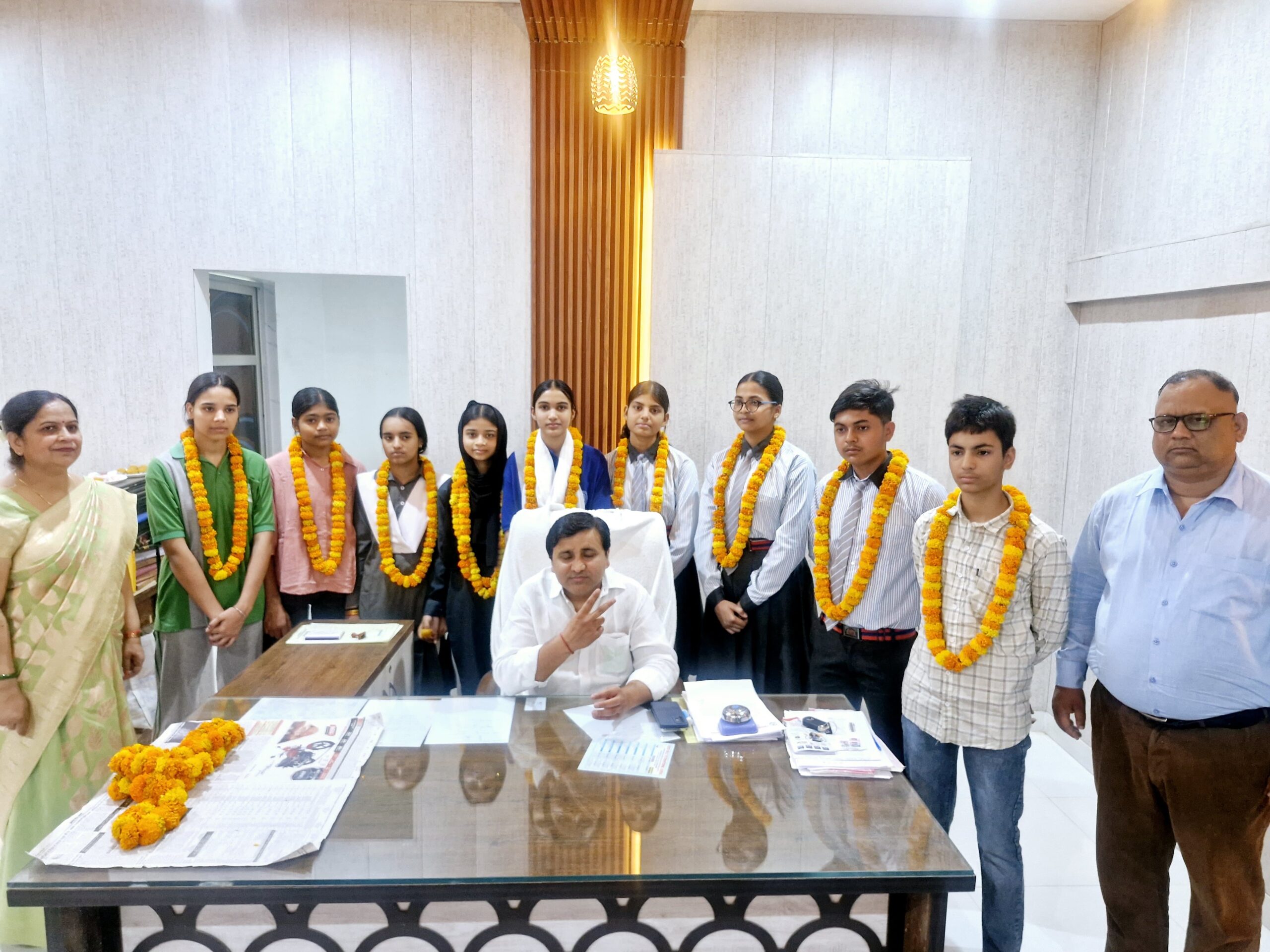 क्रॉस बेली इंटरनेशनल स्कूल का 10वीं का परीक्षा परिणाम 95% रहा, बच्चों एवं अभिभावकों के चेहरे खिले