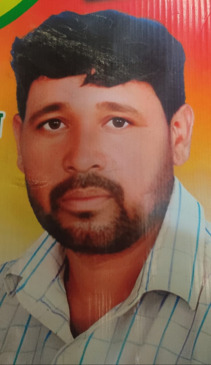 अतरौलिया। संदिग्ध हालात में नहर किनारे मिला मजदूर का शव, परिजनों ने जताई हत्या की आशंका।